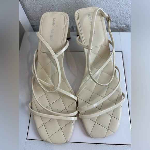 Marc Fisher Thin Ankle Strapped Quilted Heeled Sandals Women’s Size 10 - Picture 3 of 15